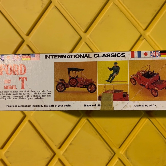 MPC Ford 1912 Model T Intl Classics 1/32 Scale 2-1017 Model Car Kit  from 1958 - Picture 2 of 8